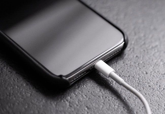 Apple Could Face More Pressure To Ditch Lightning Port As US Seeks Common Charging Standard